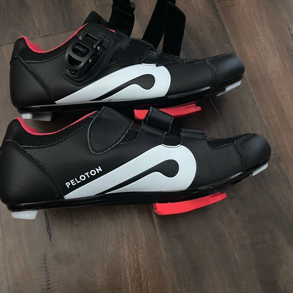Peloton cycling shoes